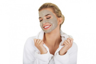 Peeling na twarz w salonie Dermline Kraków